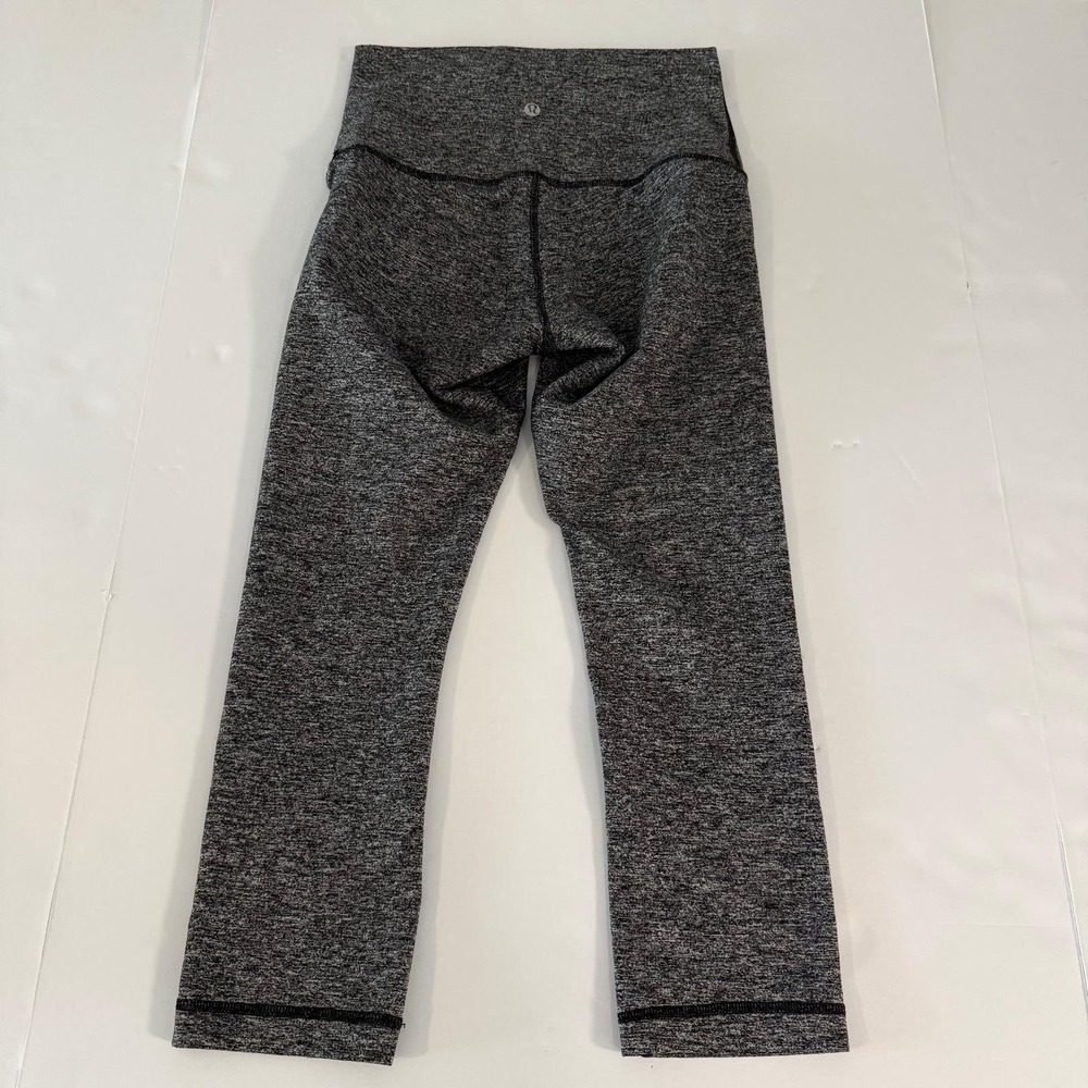 Lululemon High Rise Crop Leggings Grey Space Dye Heathered Yoga Pants Size 6